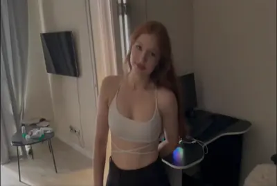 Jeg Narrede Min Nabo izzy Wild หนังเอ็กฝรั่ง                Jeg Narrede Min Nabo izzy xxx18+ หญิงสาวเธอคนนี้เธอมีชื่อว่า Lizzy หนังavฝรั่ง ในเรื่องเป็นเรื่องราวของหญิงสาวเธอได้เจอกับชายหนุ่มที่ถูกใจอยู่ในลิฟต์ด้วยความที่หญิงสาวเธอมีรูปร่างหน้าตาที่สมบูรณ์แบบเธอได้โชว์สกิวลีลาการชวนชายหนุ่มแบบขั้นเทพจนเขาถึงกับต้องปฏิเสธไม่ลงกับลีลาการยั่วใจชวนเข้าห้องของเธอ หนังเอ็กฝรั่ง จากนั้นหญิงสาวเธอหันหลังให้เย็ดแบบเสียวซ่าเย็ดเสร็จเธอลงไปอมของใหญ่น้ำแตกคาปากของหญิงสาวกับหน้าตาที่ดูยั่วเย้าใจของเธอเชื่อว่าต้องทำเอาคนดูต้องอยากน้ำแตกตามไปพร้องกับพวกเธออย่างแน่นอนav ฝรั่ง